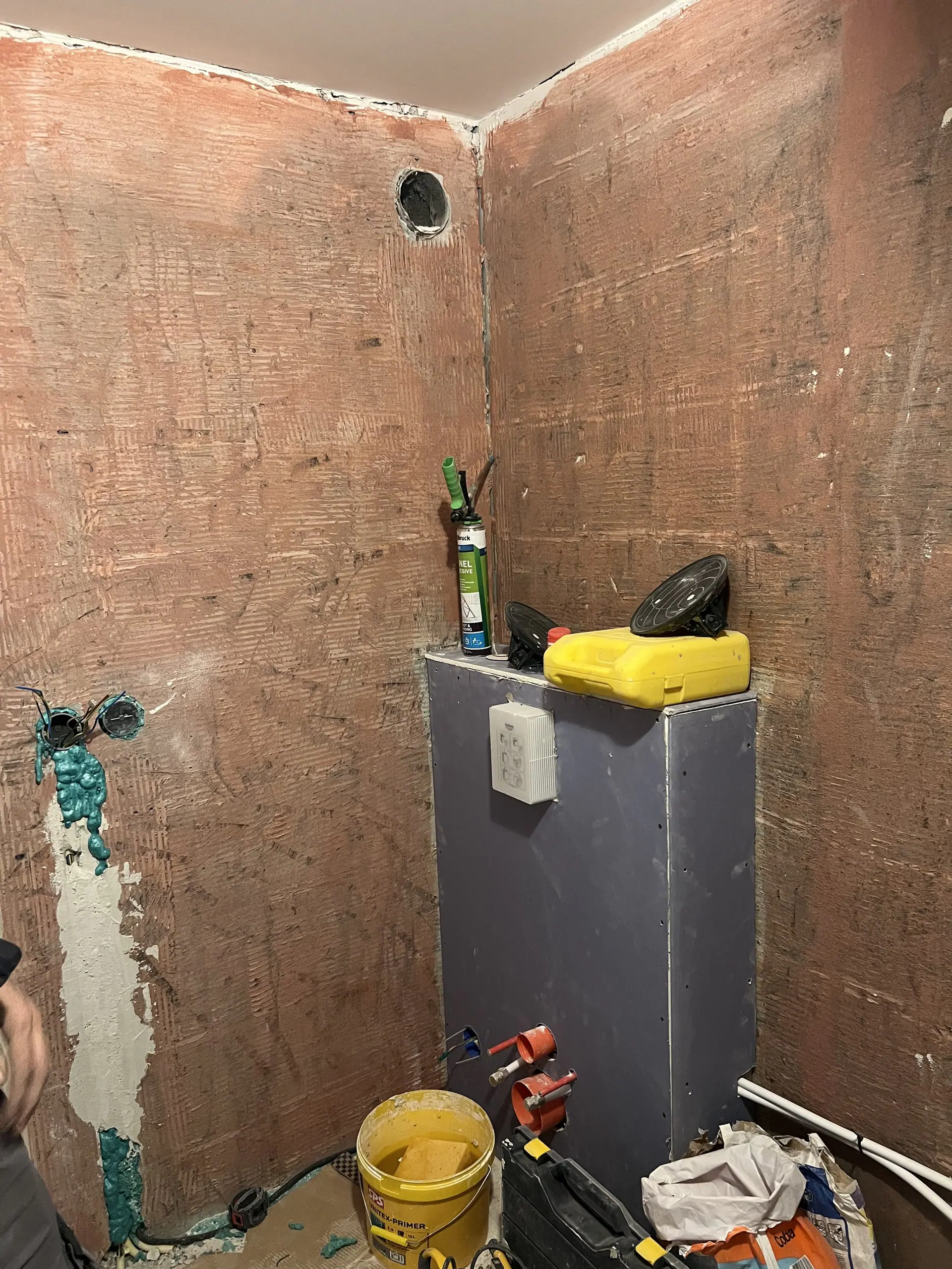 Tijdens de verbouwing: gestript tot op de steen